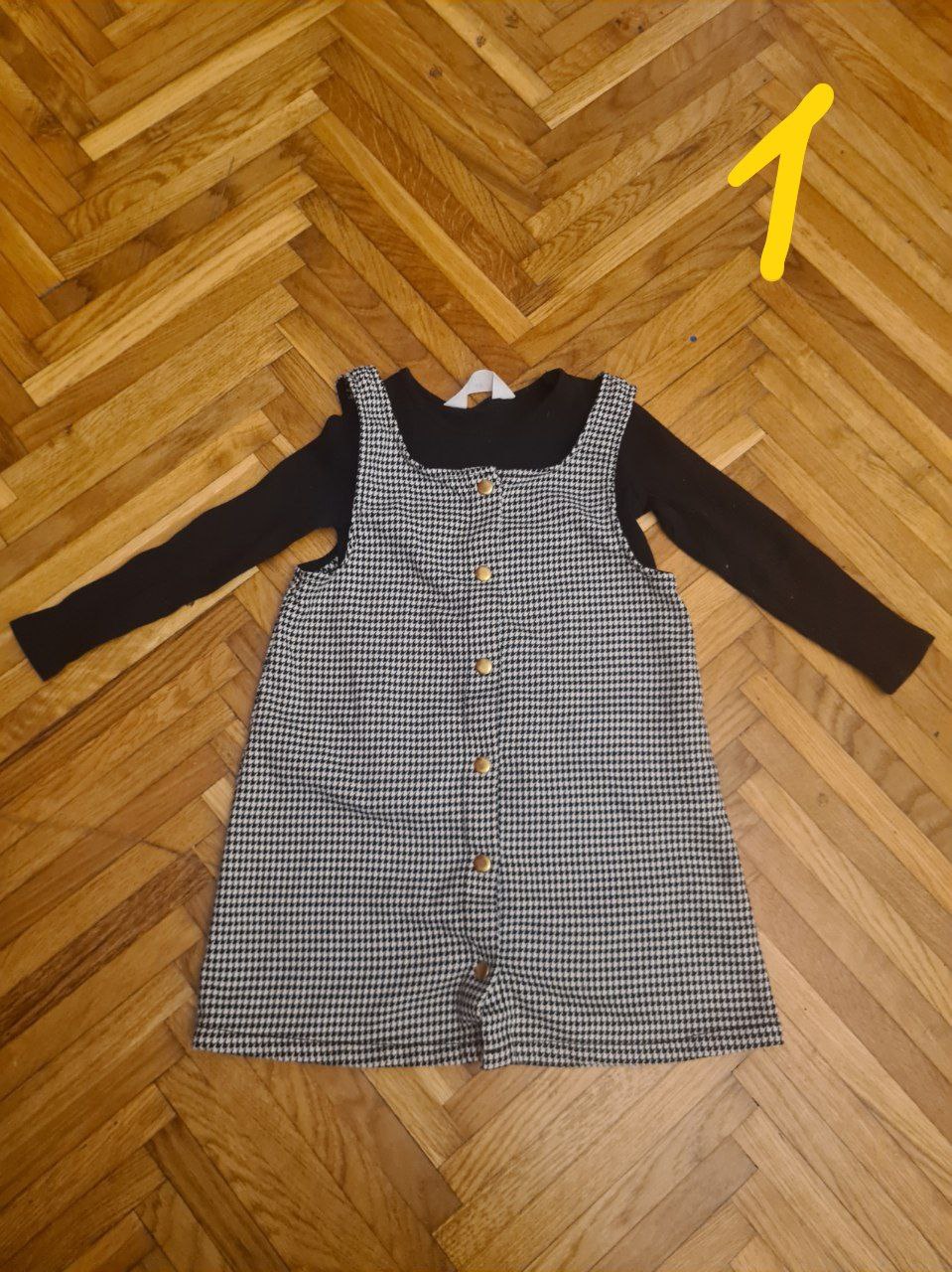 Children's clothes