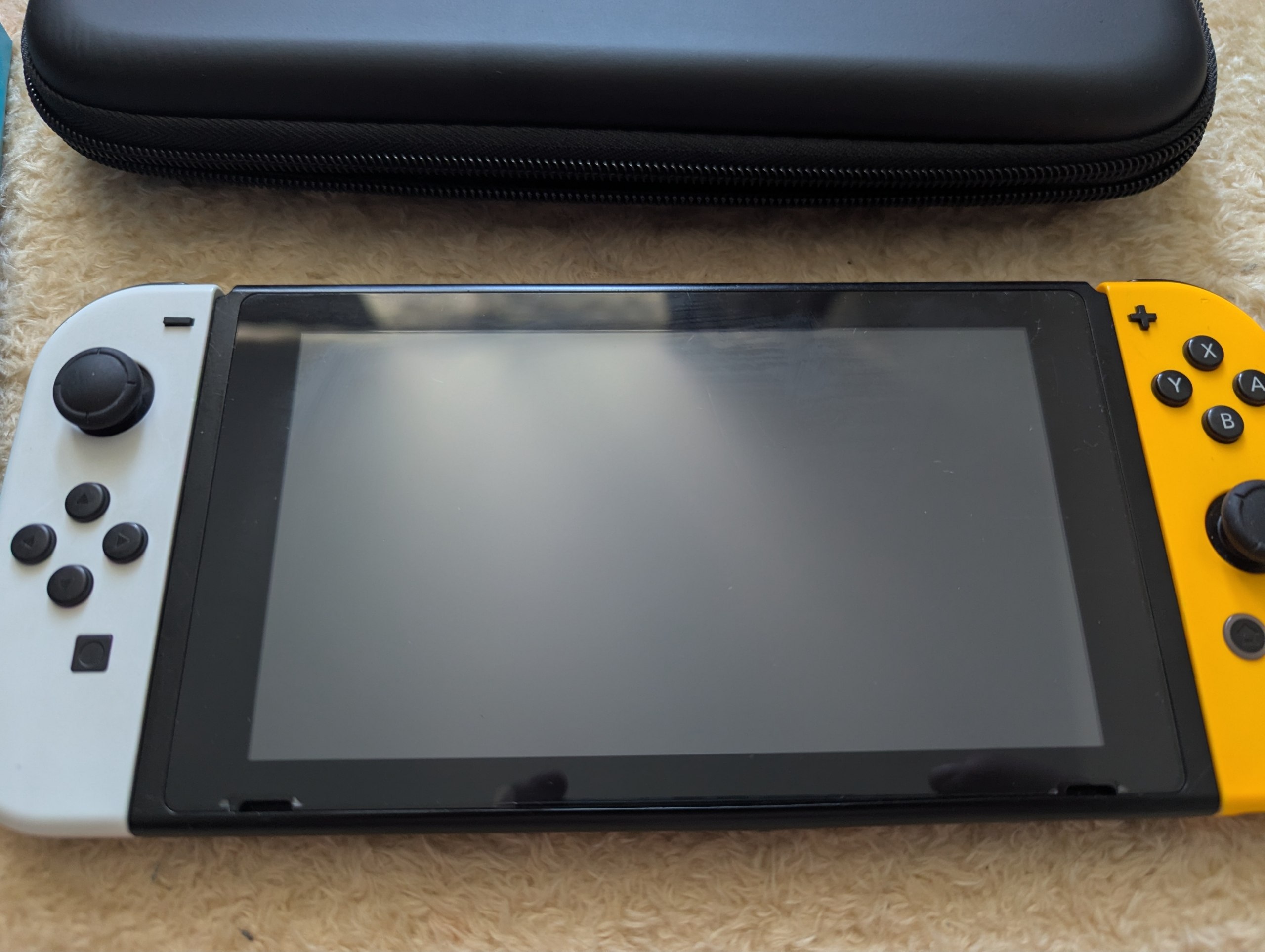 Nintendo Switch v2 photo 3