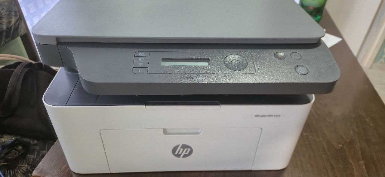 HP Laserski MFP 135a