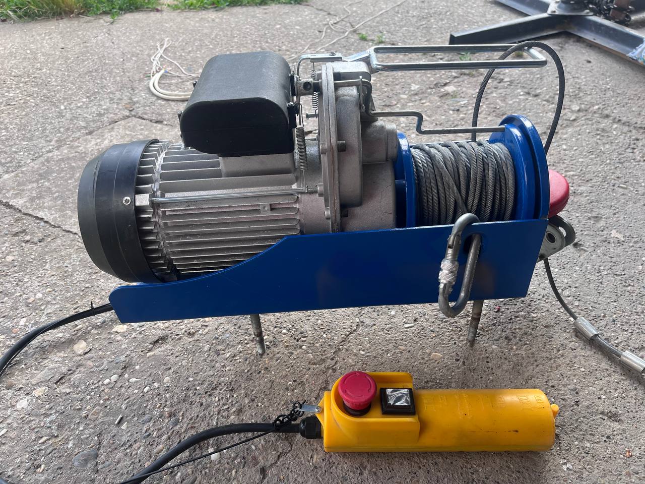 HGS-B1-1000E MICRO ELECTRIC ROPE HOIST photo 2