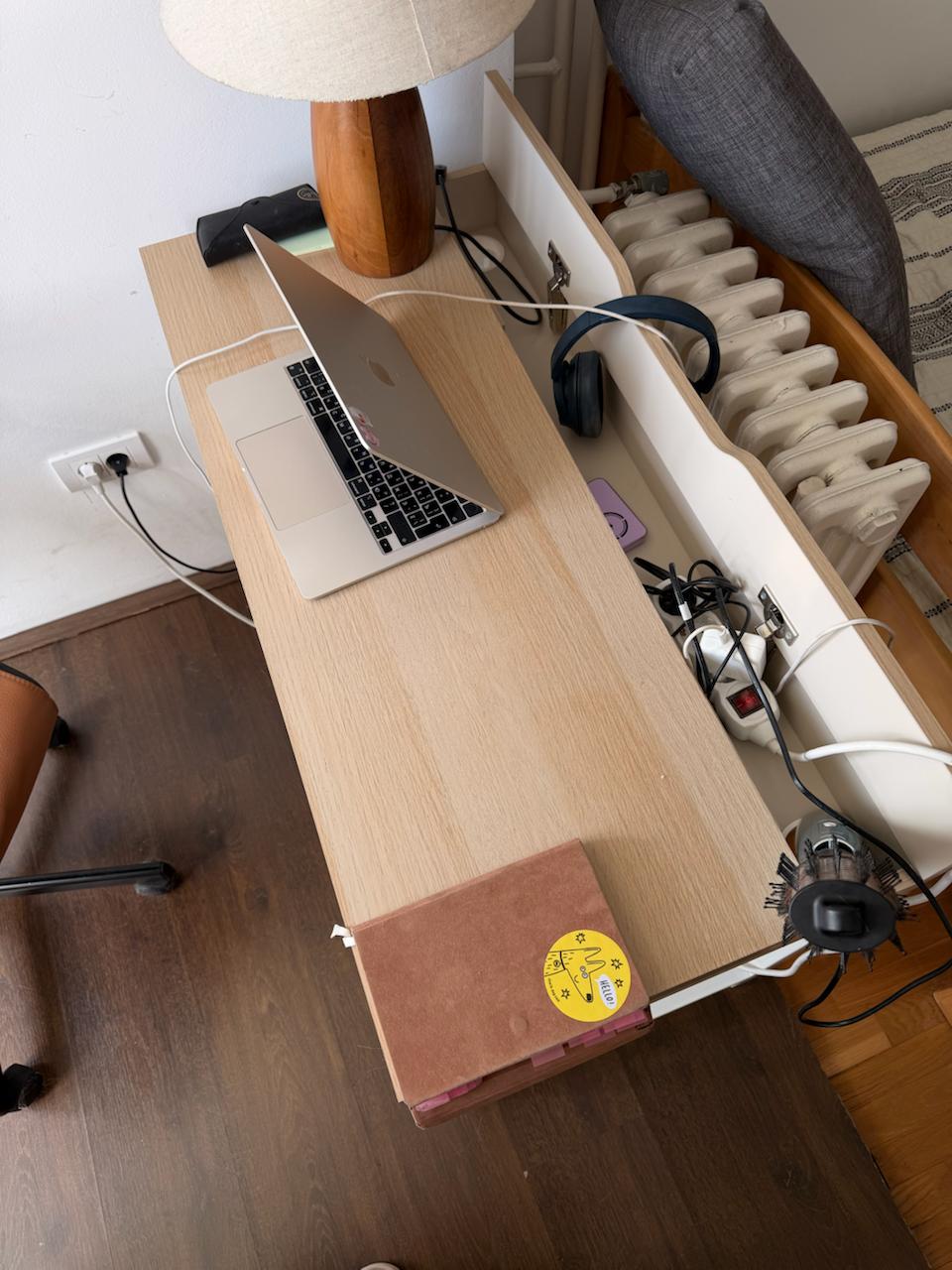 IKEA ALEX table photo 2