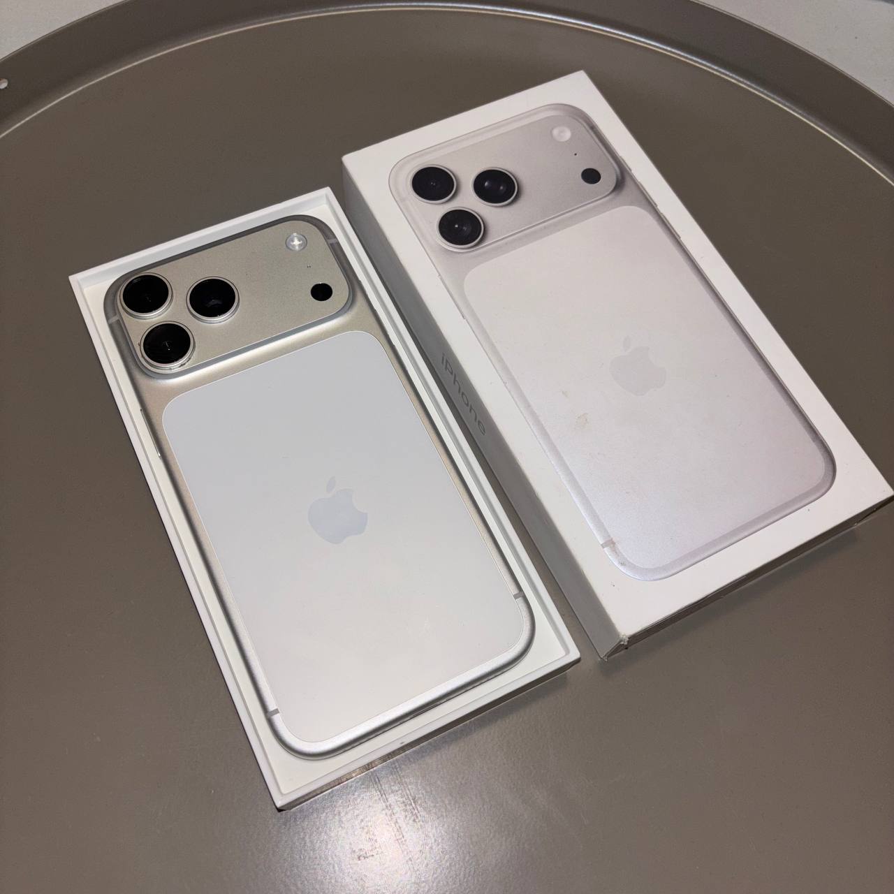 iPhone 17 Pro Max photo 2