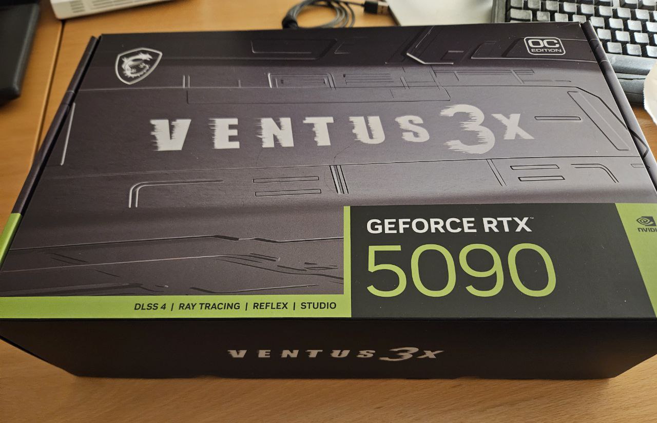 MSI RTX 5090 32GB VENTUS 3X OC photo 2