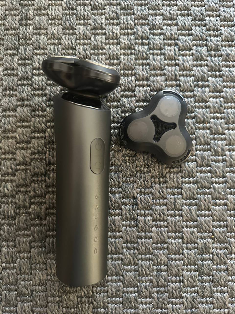 Xiaomi S700 Električni brijač
