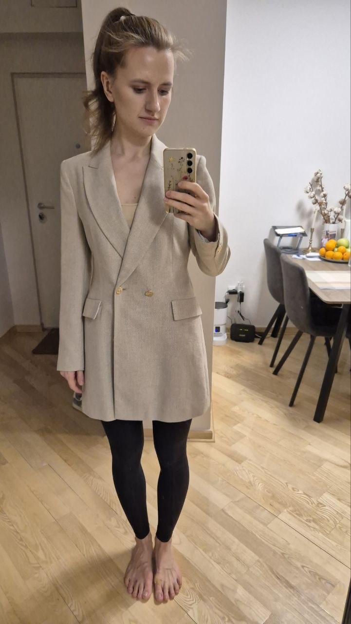 Бежевый пиджак Zara