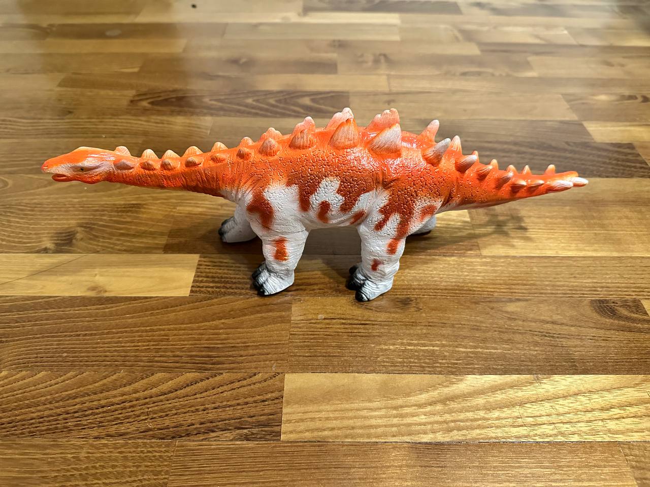 Gumeni dinosaurs