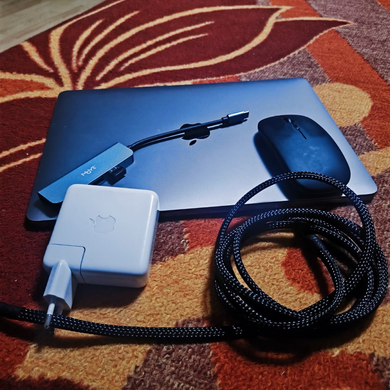 MacBook Pro 13" photo 5