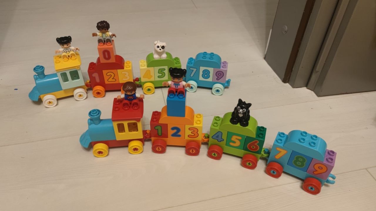 Lego Duplo train