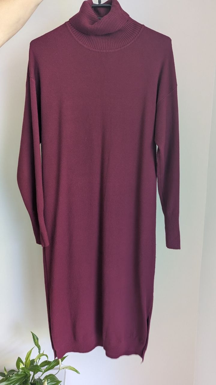 Knitted dress