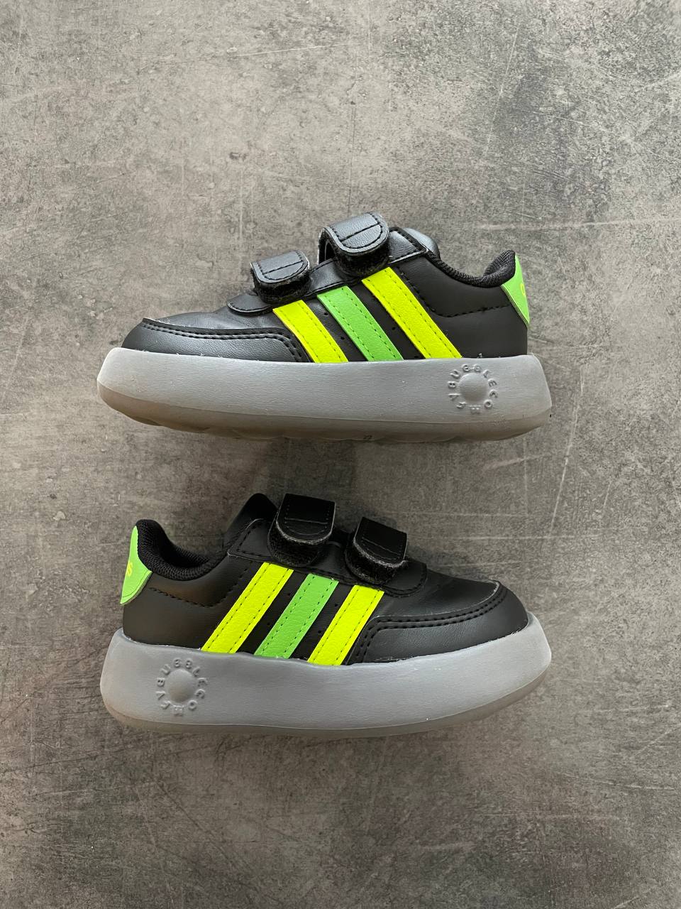 Adidas čarape photo 2