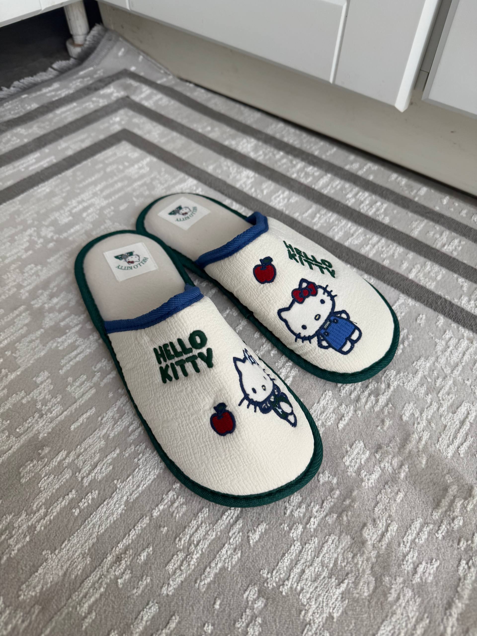 New women's secret slippers, size 38, for narrow feet