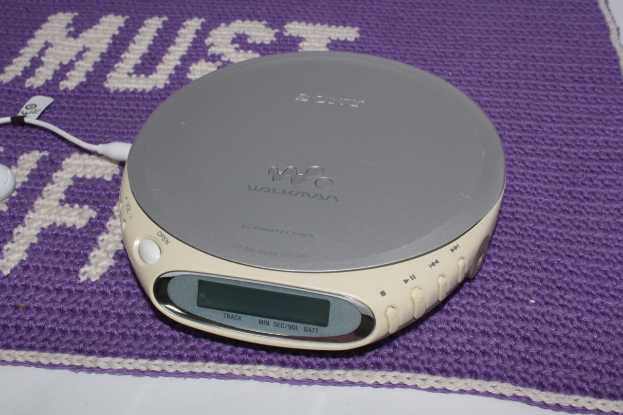 Philips AX1100 CD плеер