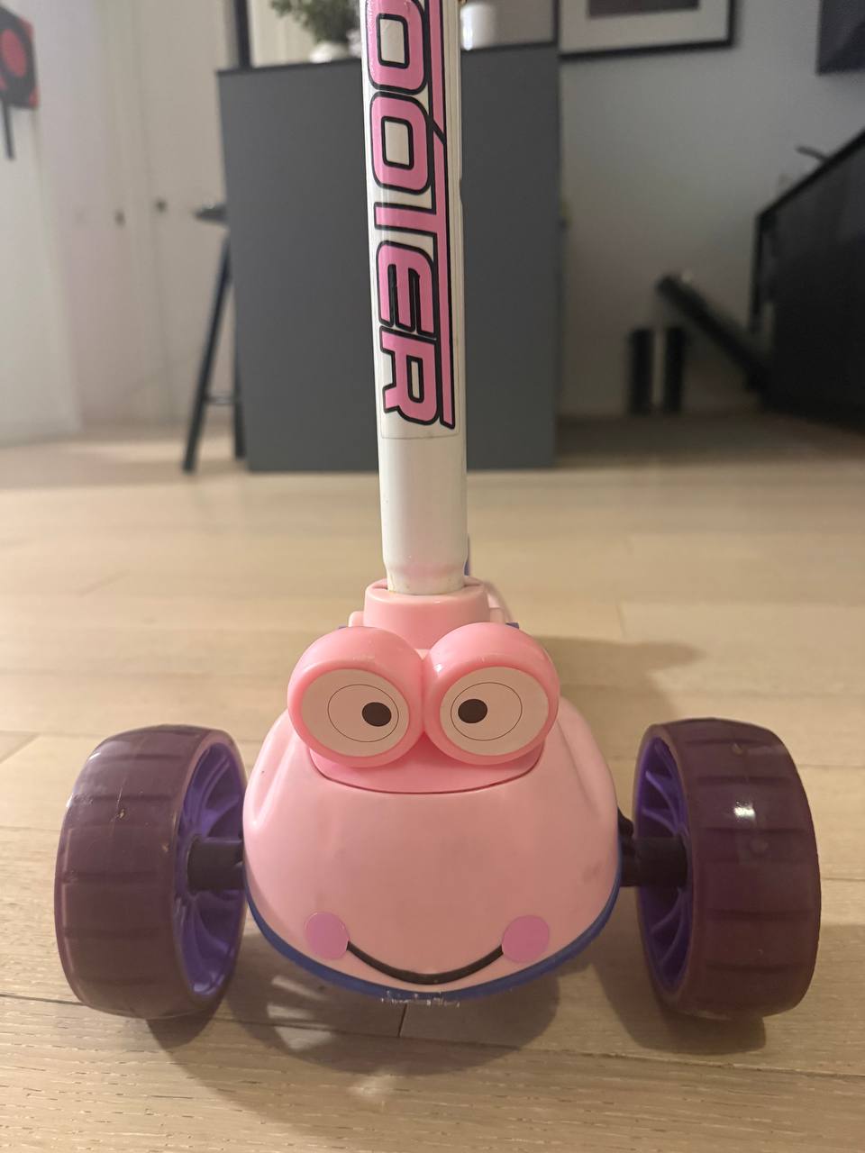 Children's scooter