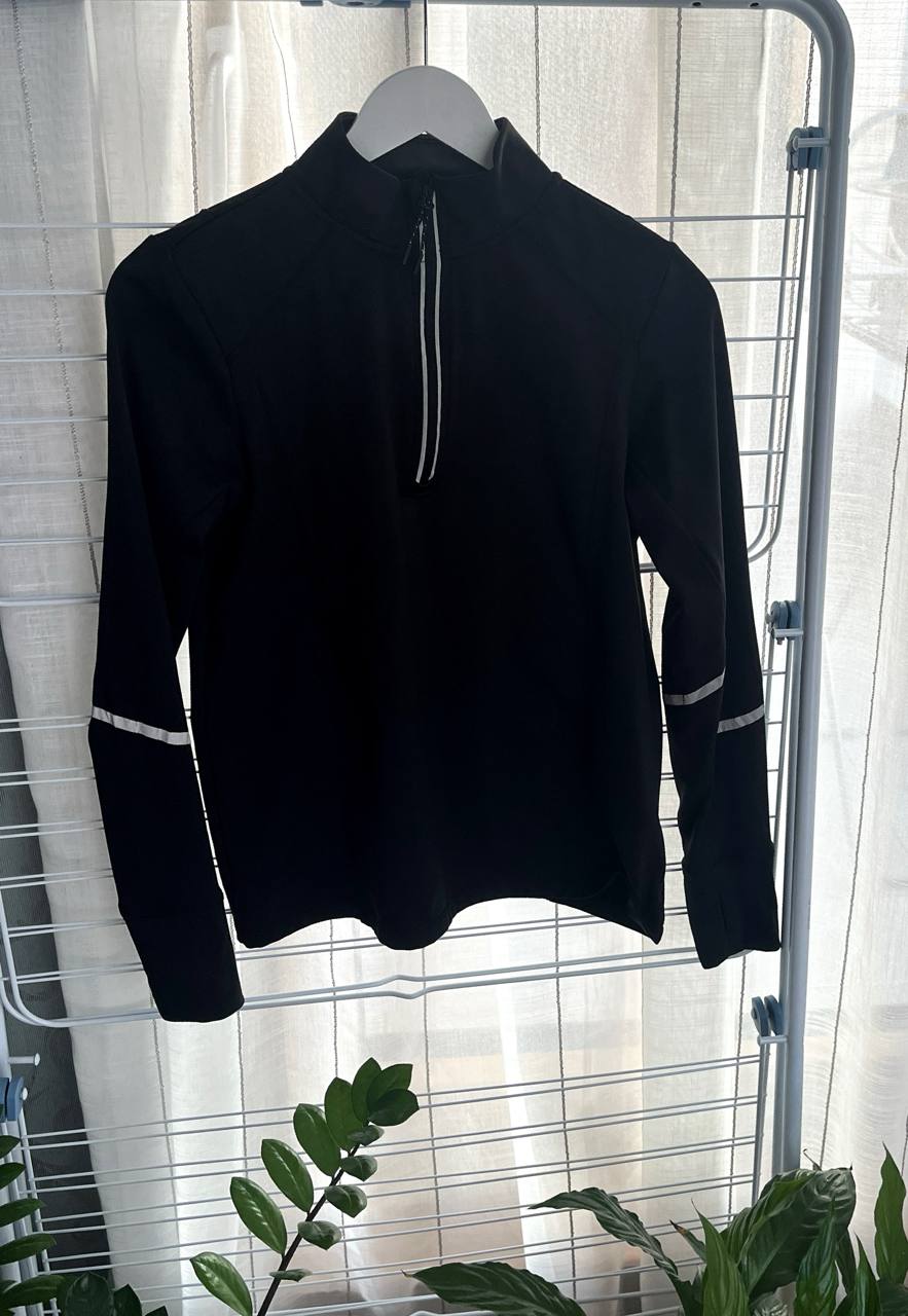 Sports sweatshirt