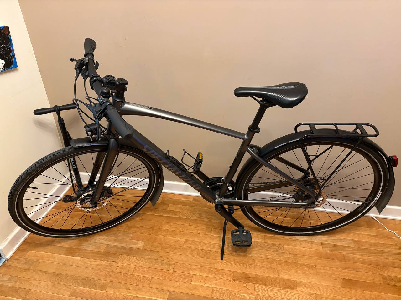 Specialized Sirrus 3.0 bicycle photo 4