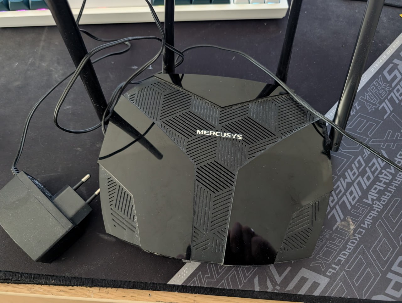 Роутер Mercusys MR80X