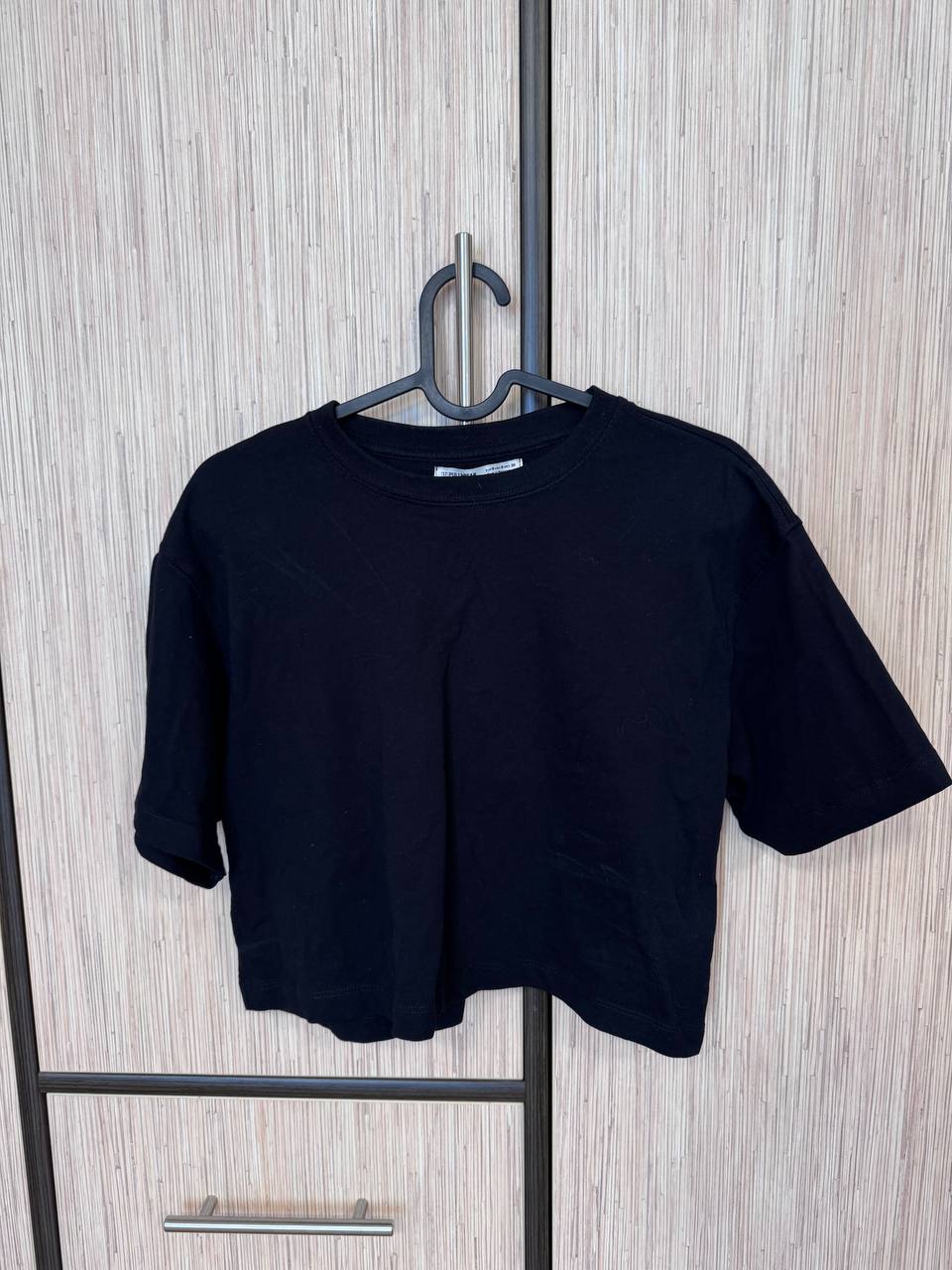 Футболка укороченная Pull and Bear