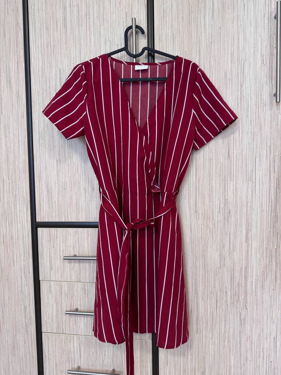Футболка укороченная Pull and Bear photo 6