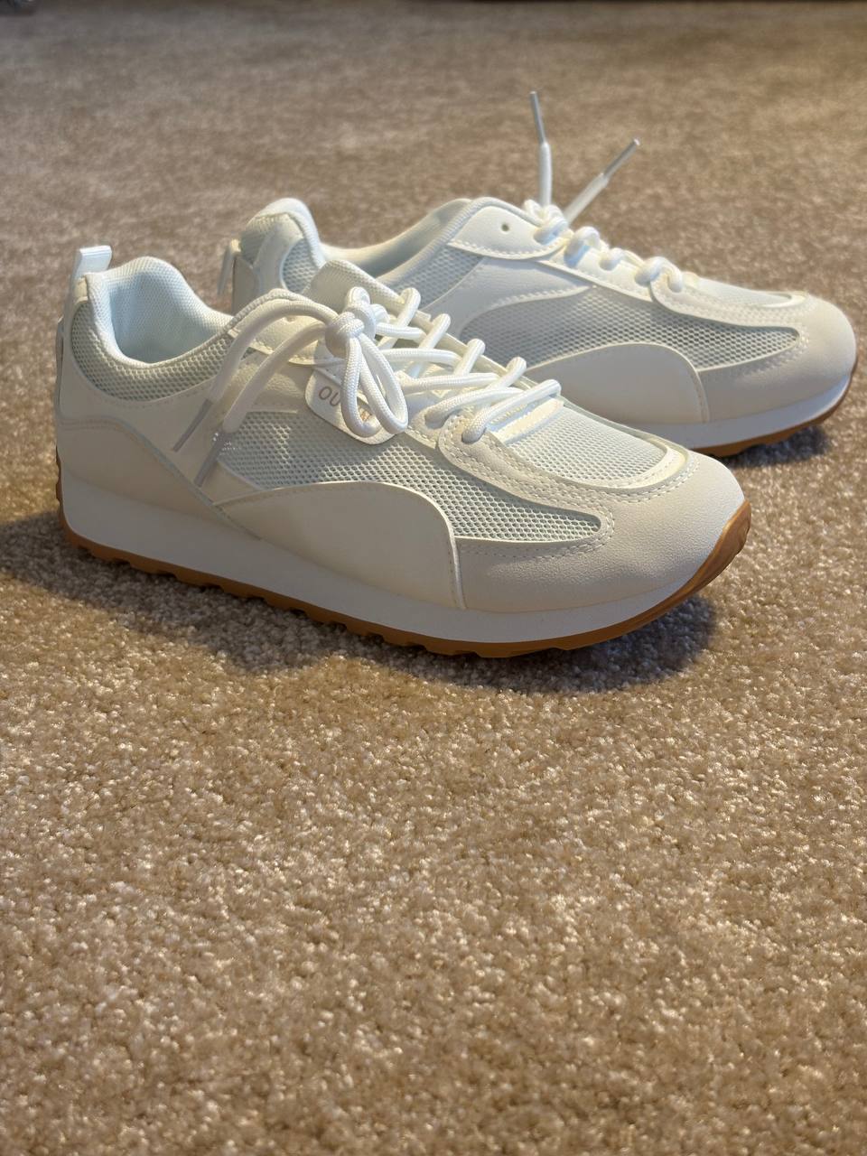 sneakers photo 2