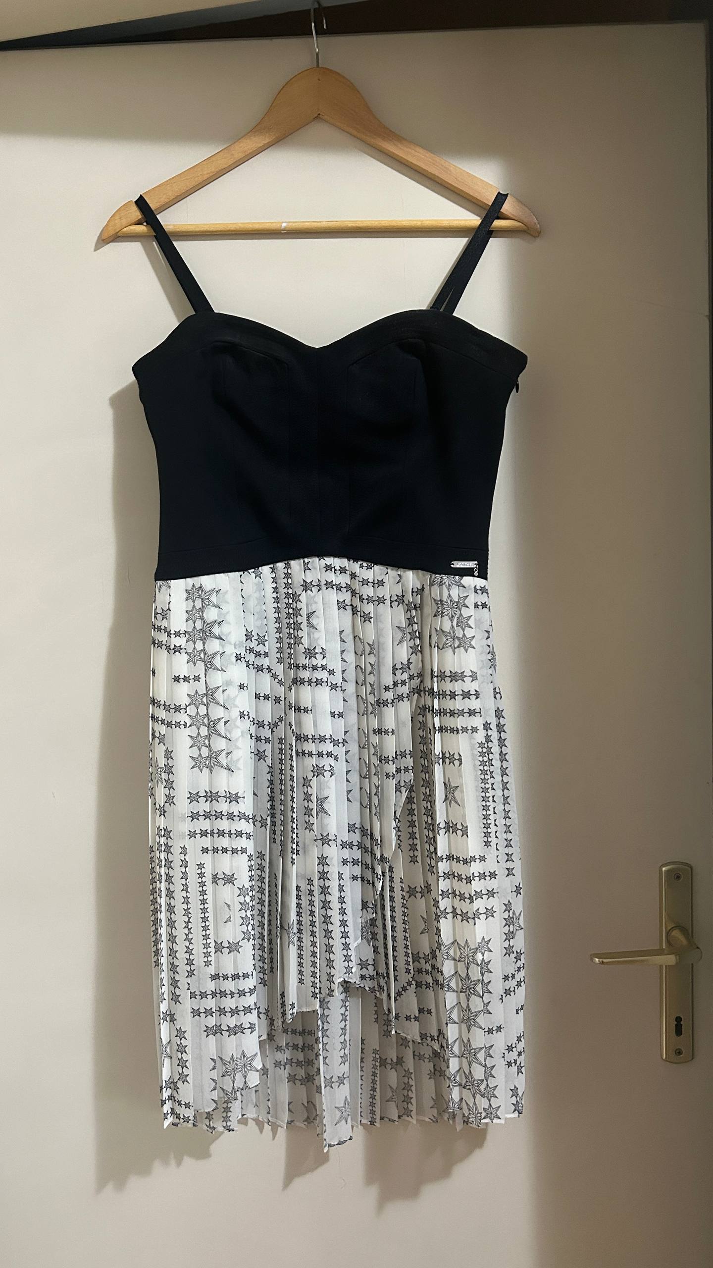 Платье Guess photo 3
