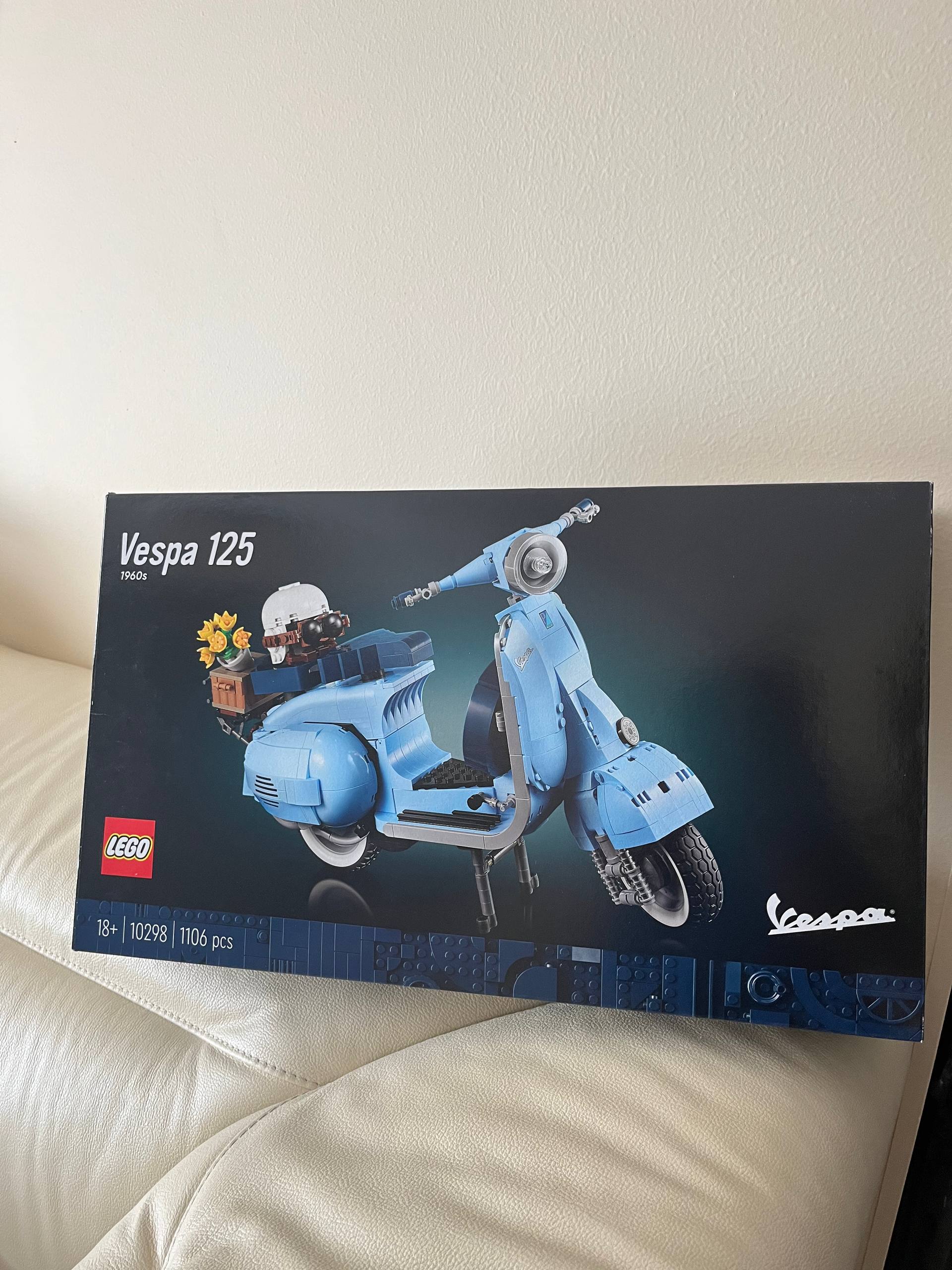 Lego Vespa