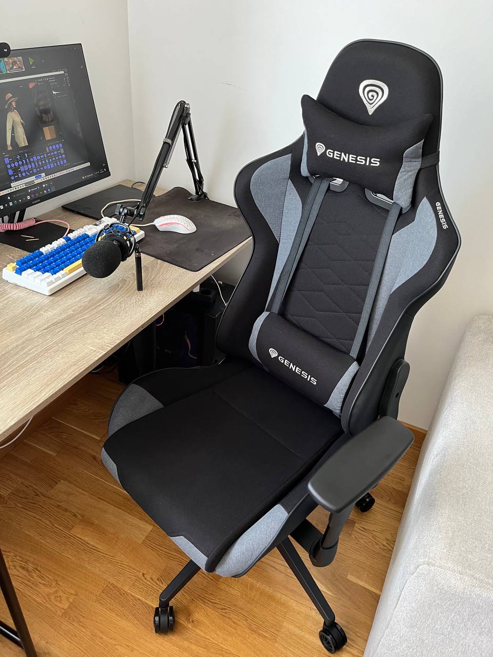Genesis nitro440 g2 chair