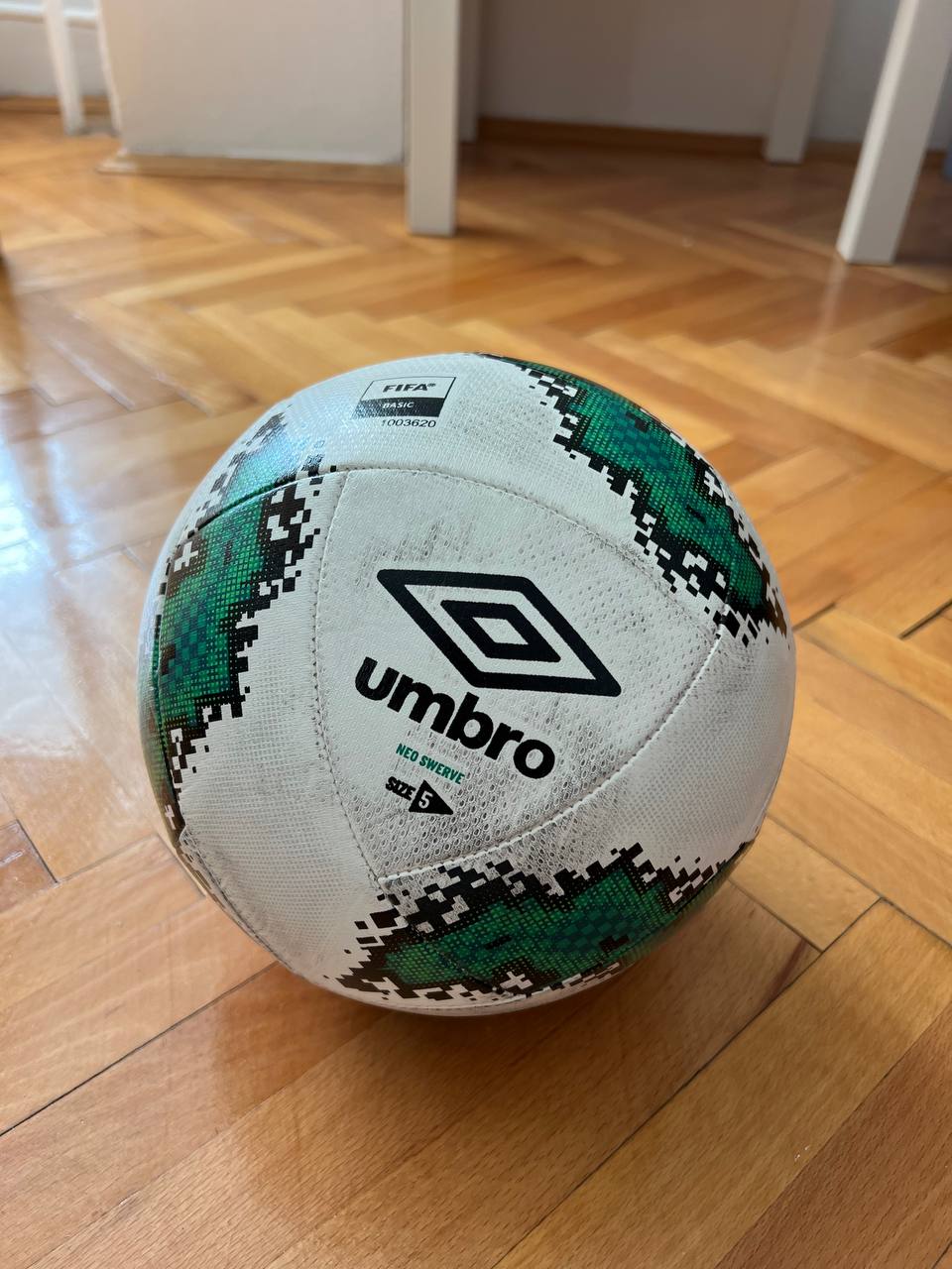 футбољски лопта петерка umbro