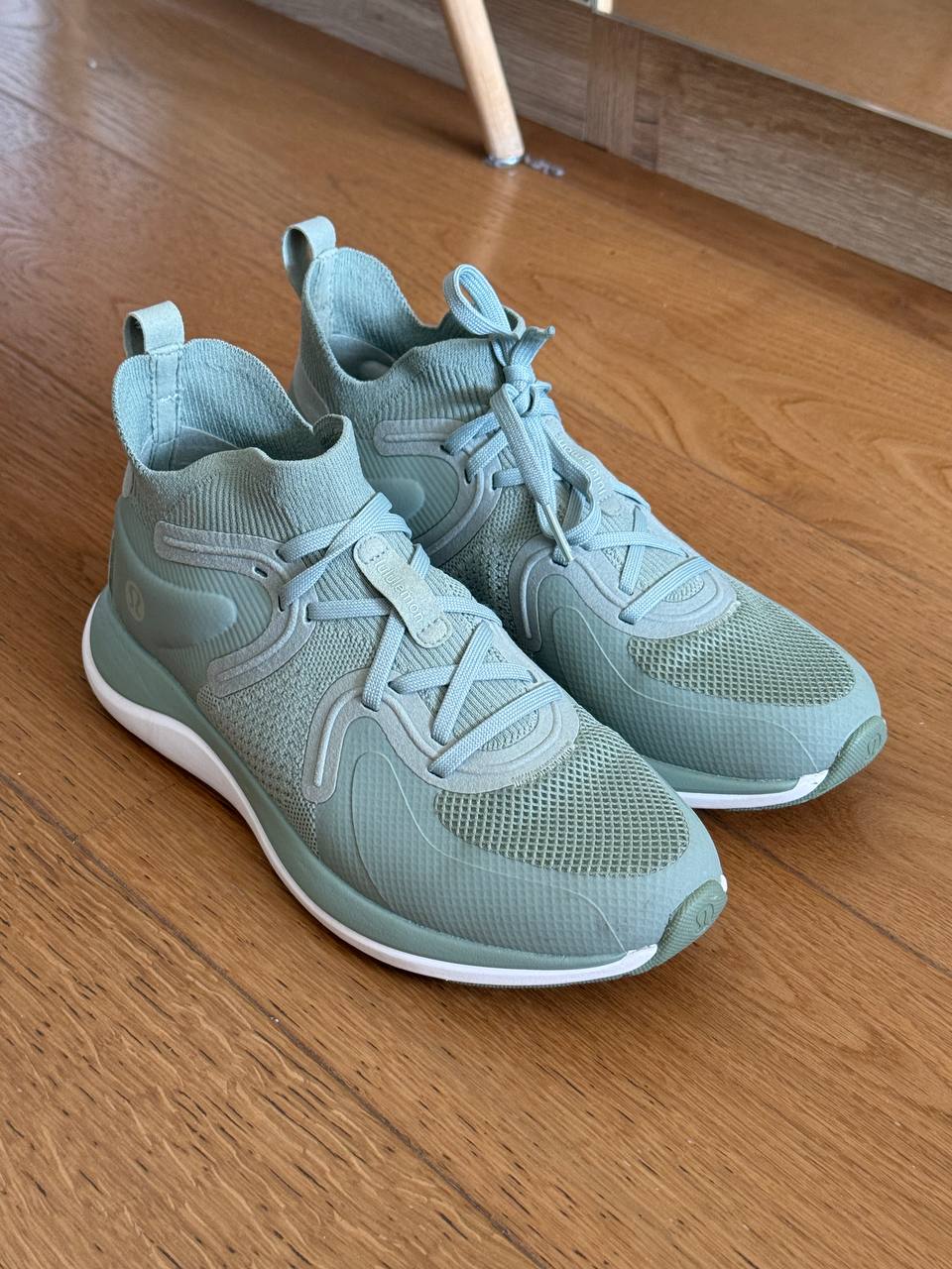 Lululemon Chargefeel trenerke