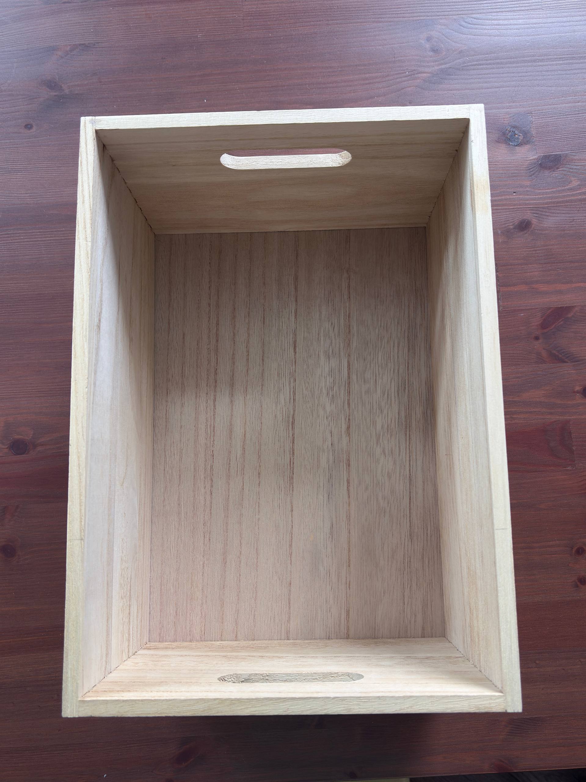 Plastic basket Jysk photo 2
