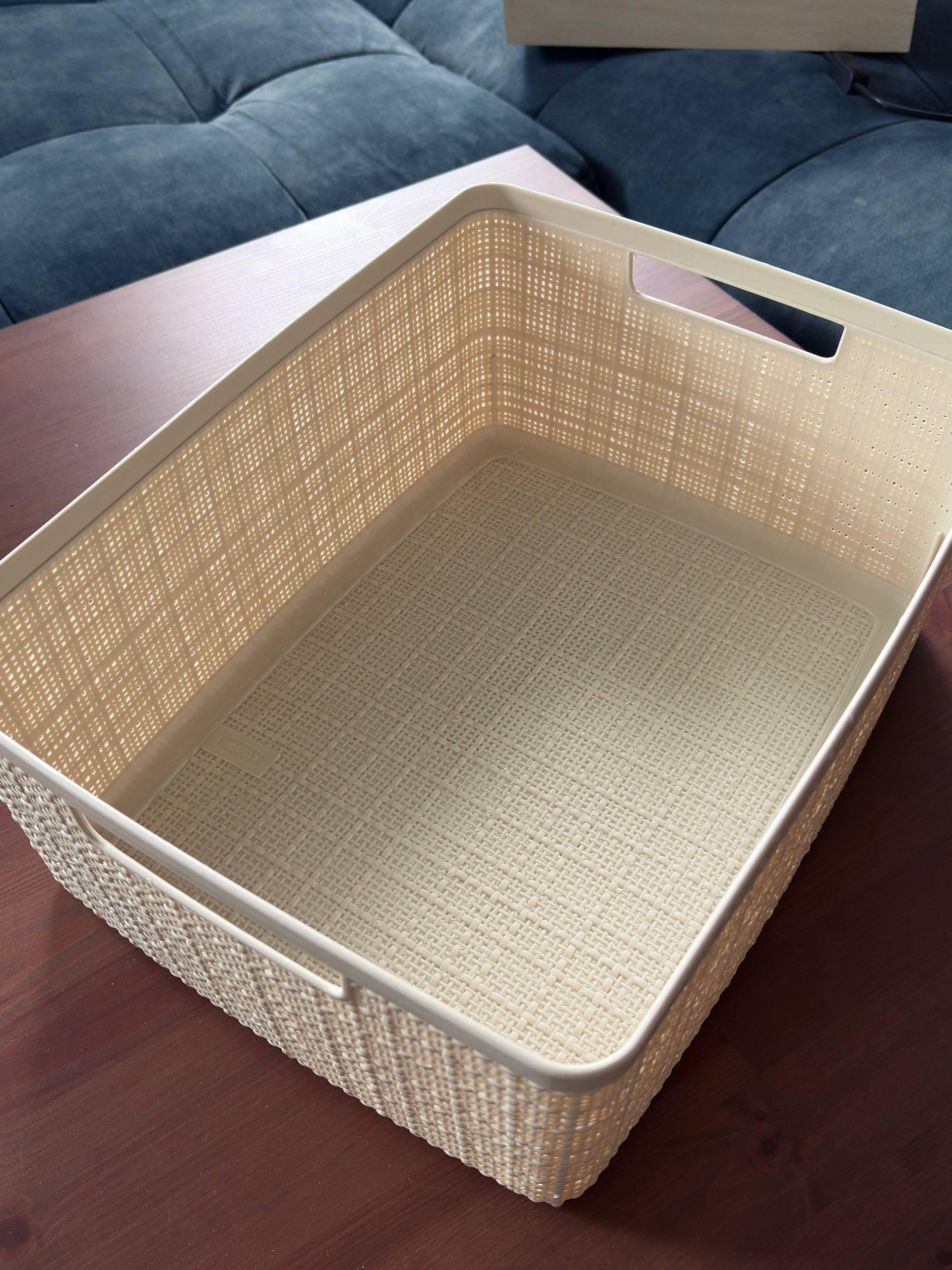 Plastic basket Jysk