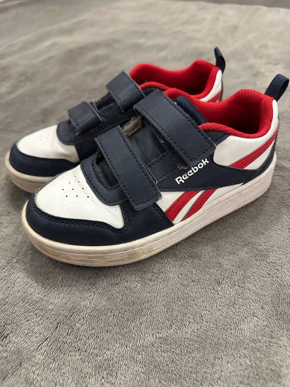 Clothes and shoes photo 3