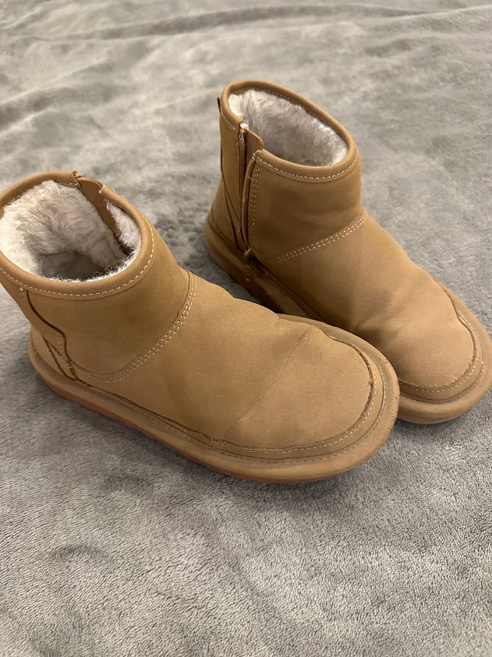 Clothes and shoes photo 4