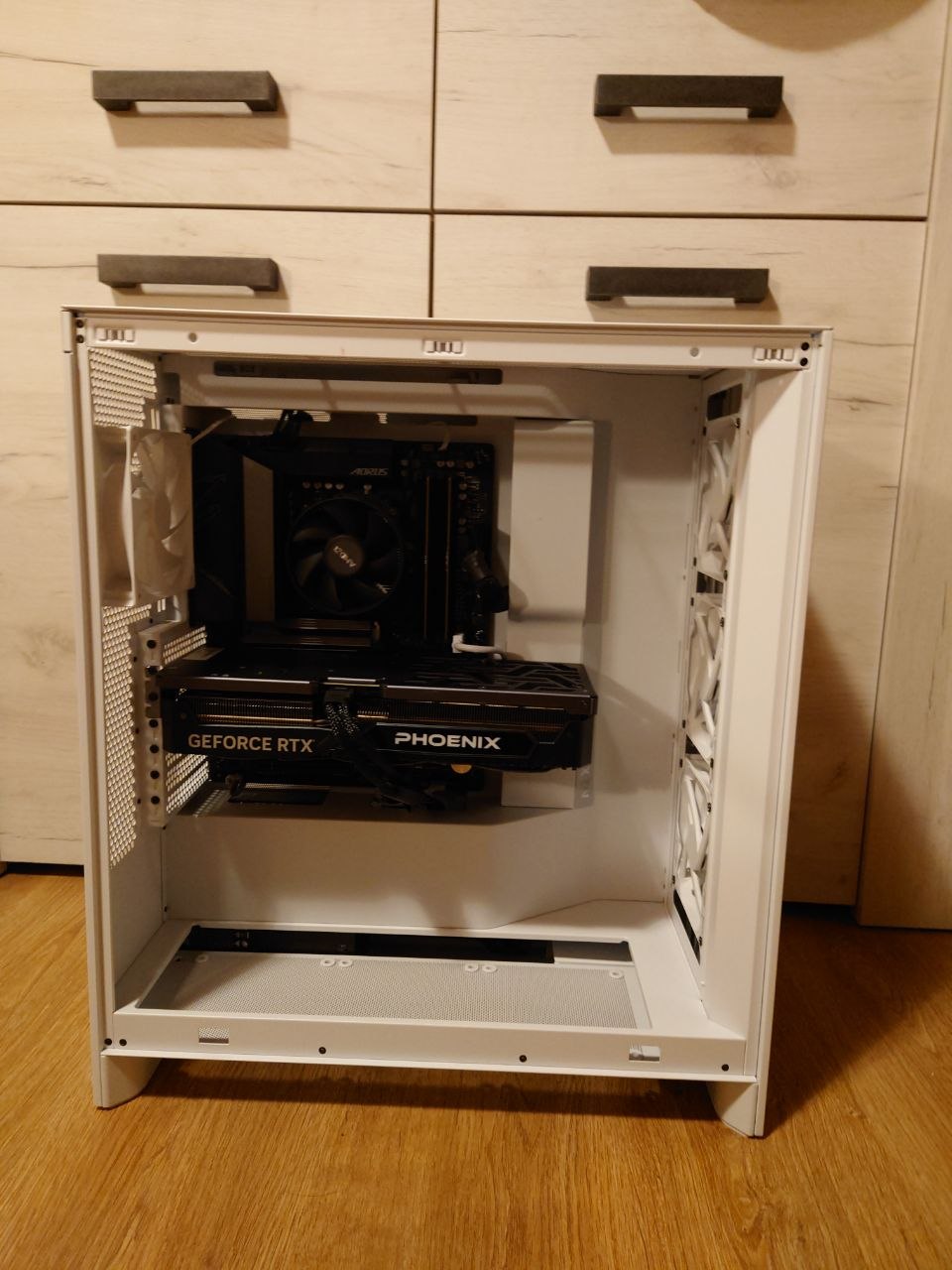 Gaming PC photo 4