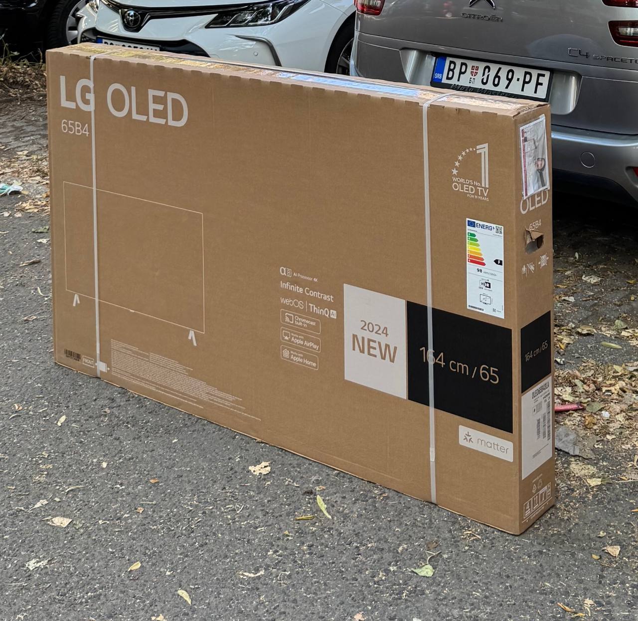 Lenovo ThinkVision T27h-2L монитор, 27 инча photo 3
