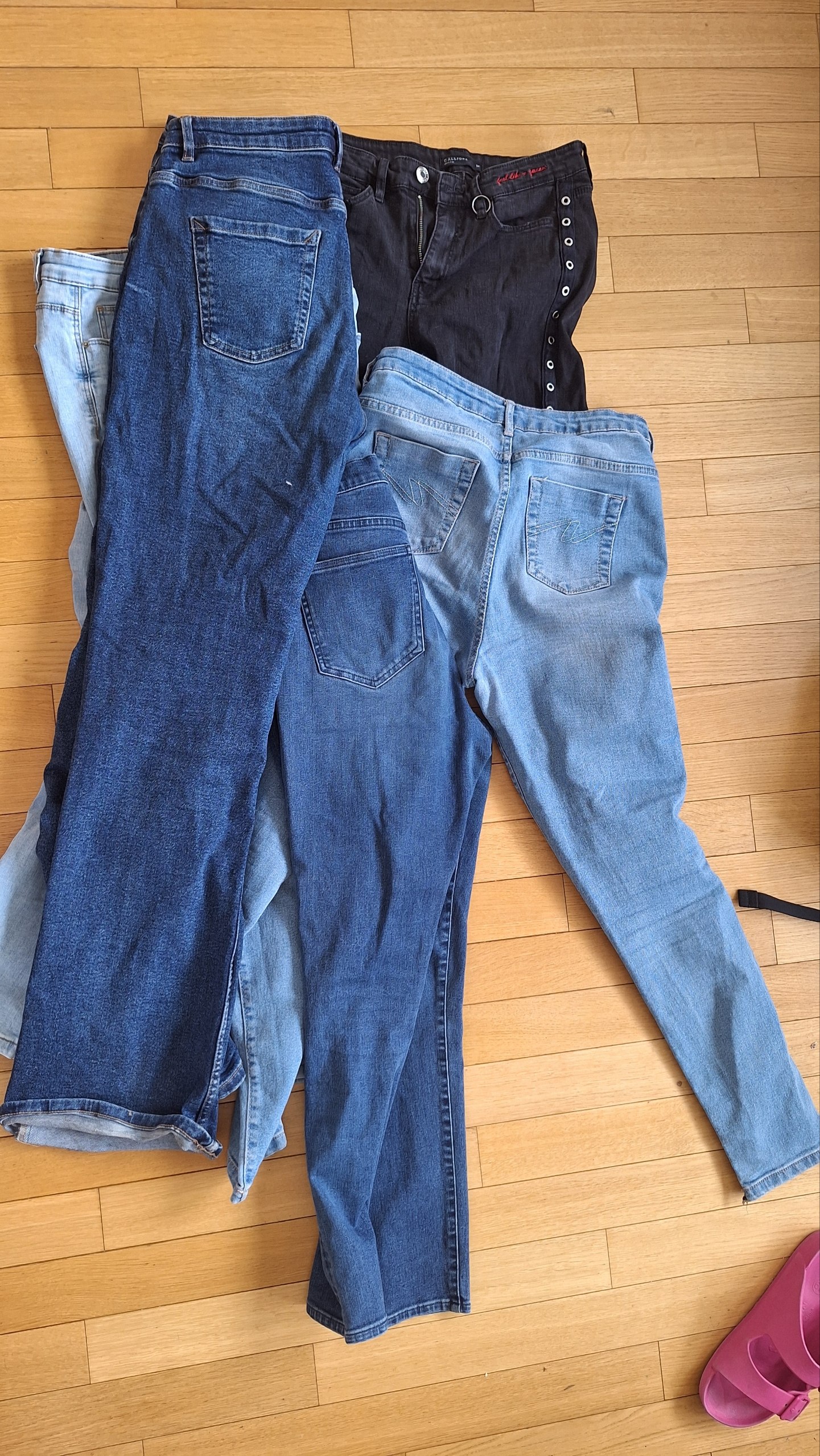 Skinny jeans