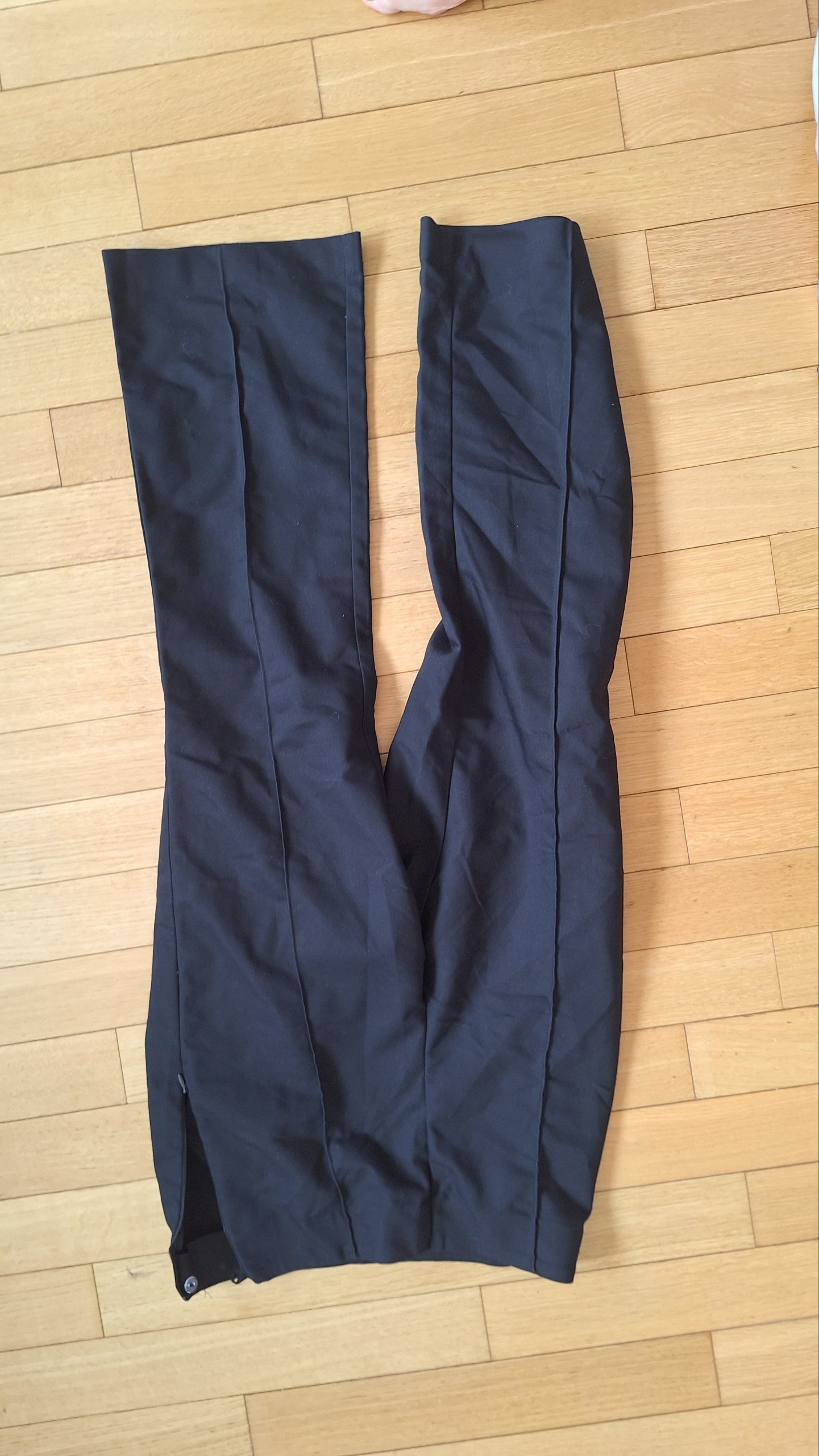 Skinny jeans photo 2