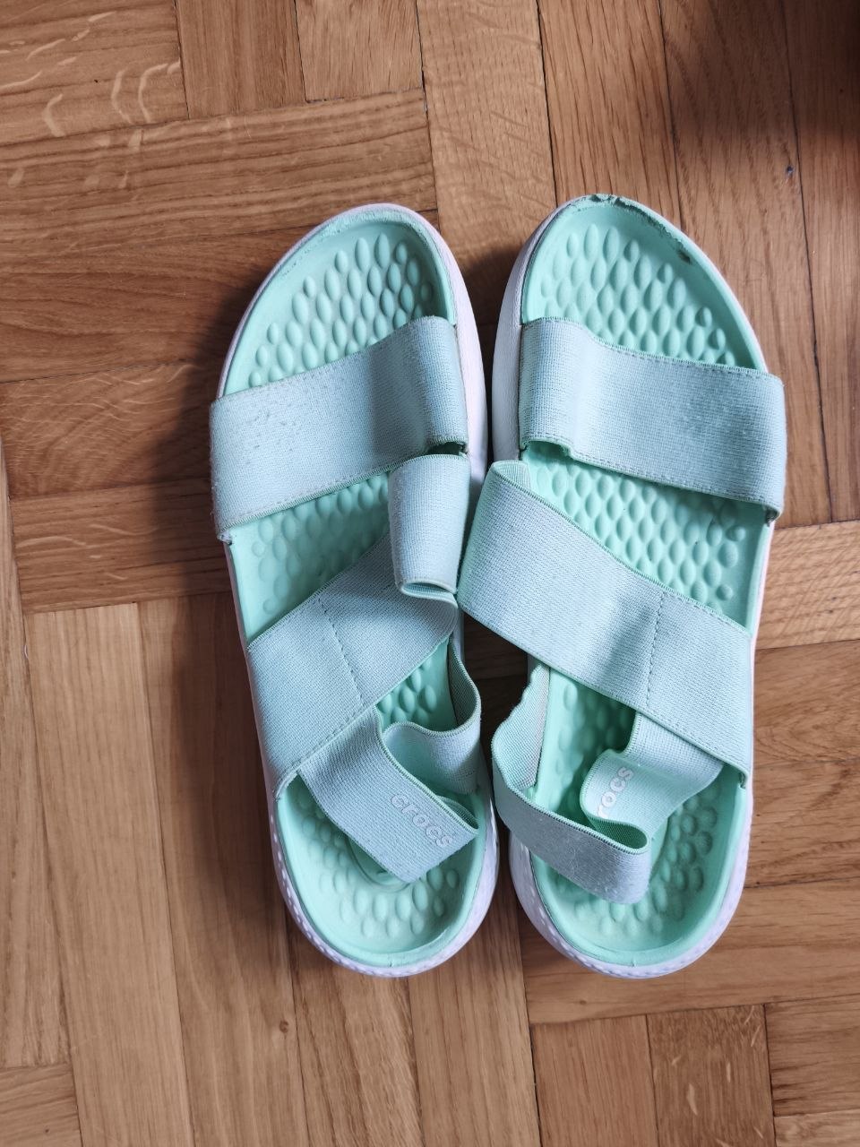 sandals CROCS