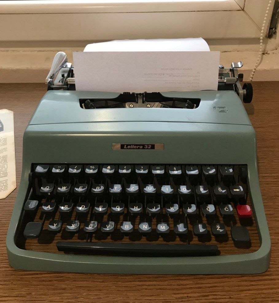 Olivetti Letra 32 photo 3
