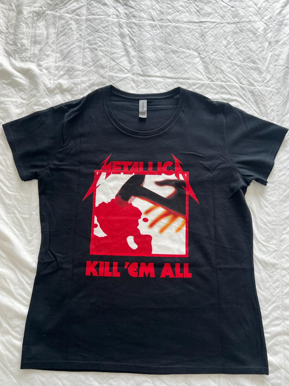 women's Metallica t-shirt photo 2