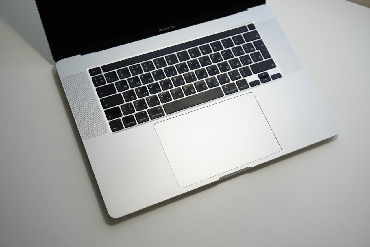 Apple MacBook Pro 16" photo 2