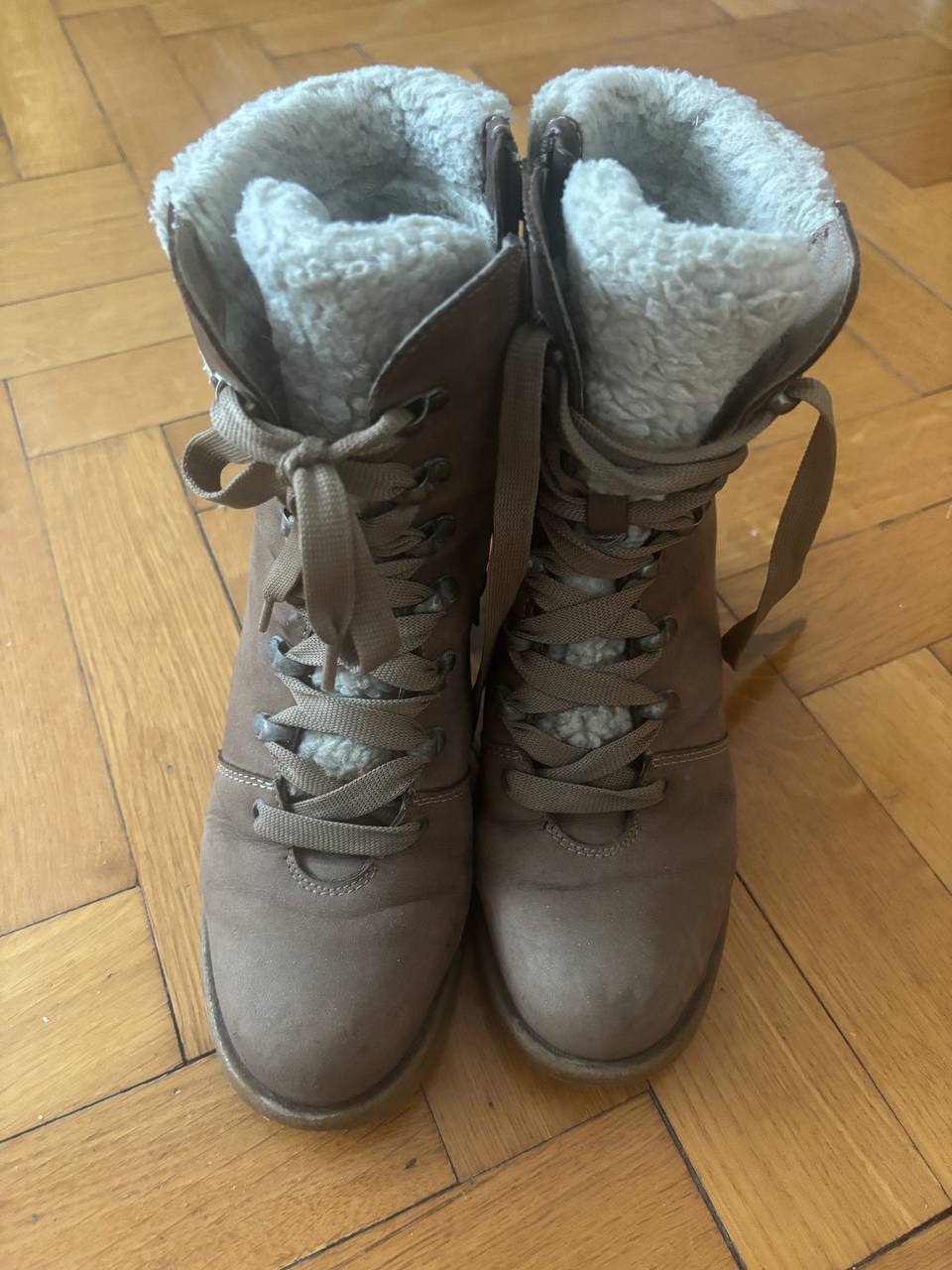 Shoes photo 4