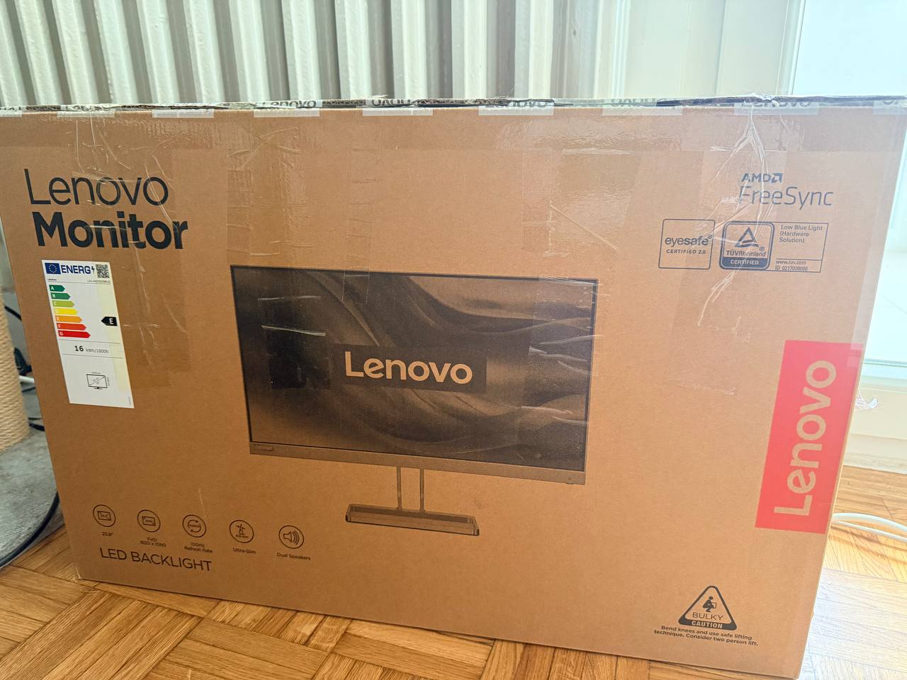 Lenovo 24" монитор