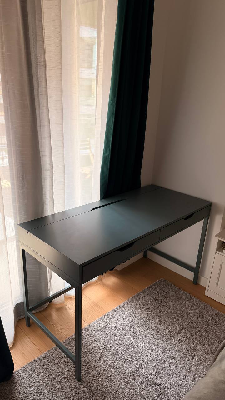 Стол **IKEA Alex**