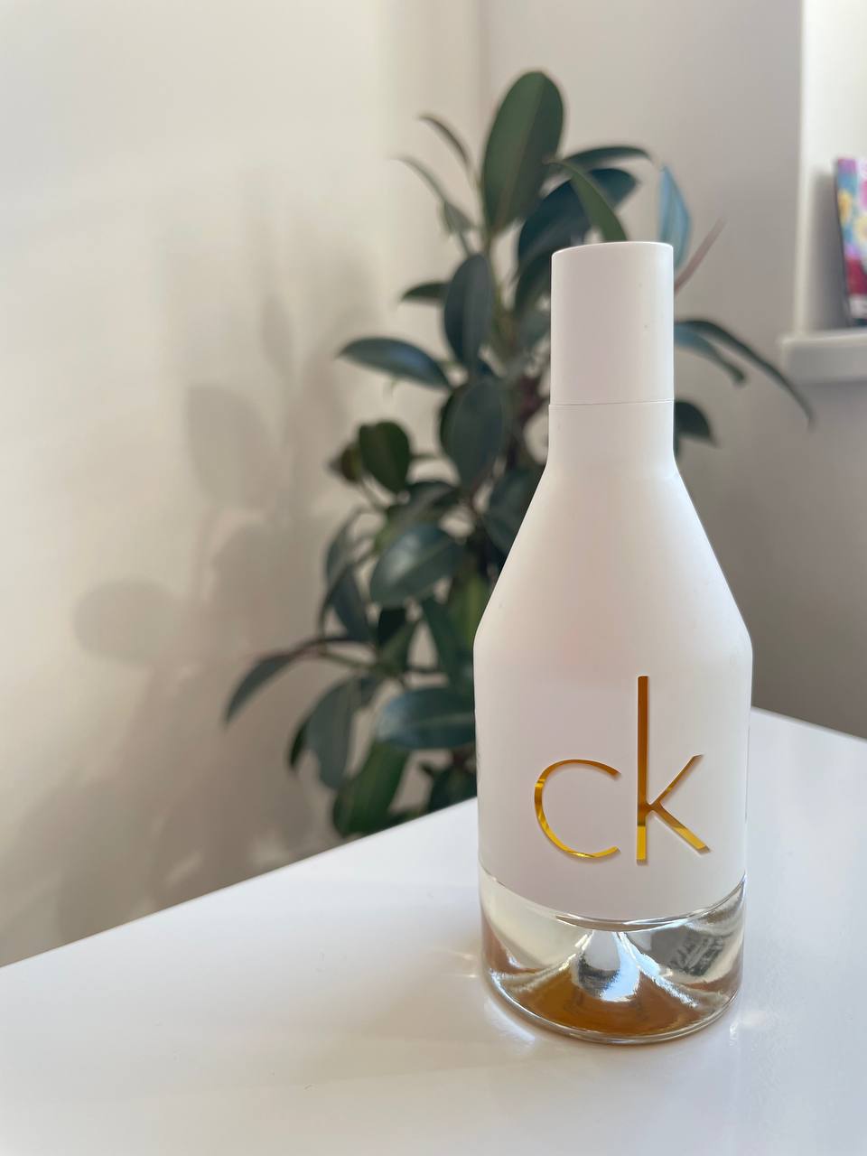 CK In2U Women's