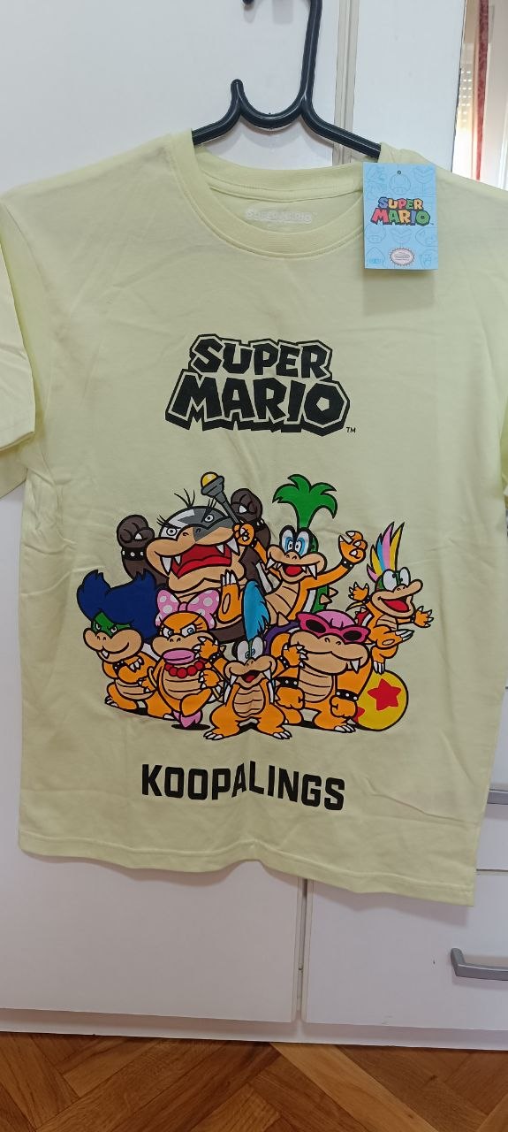 Super Mario