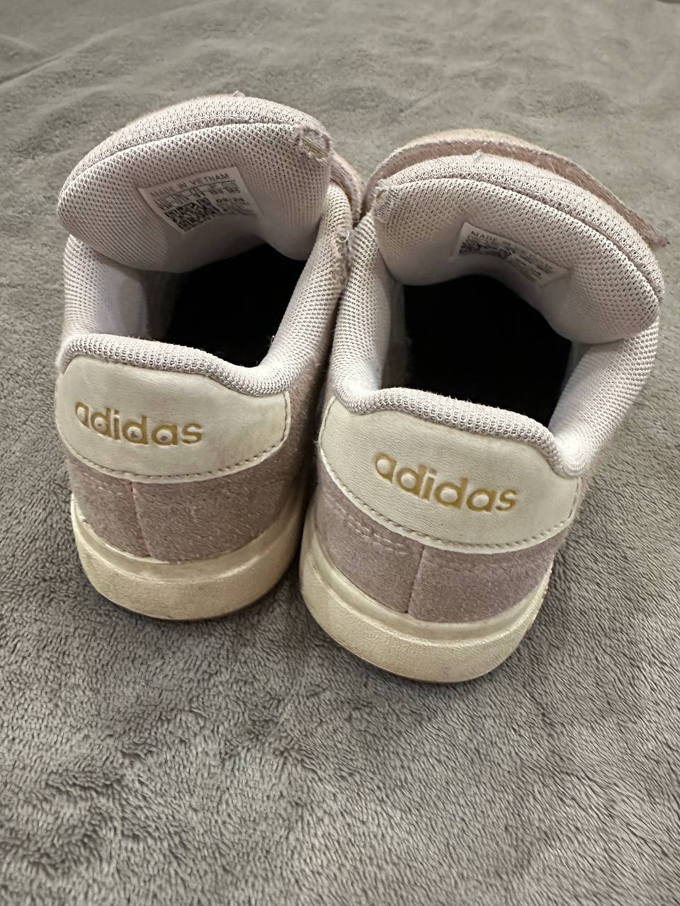 Adidas sneakers photo 2