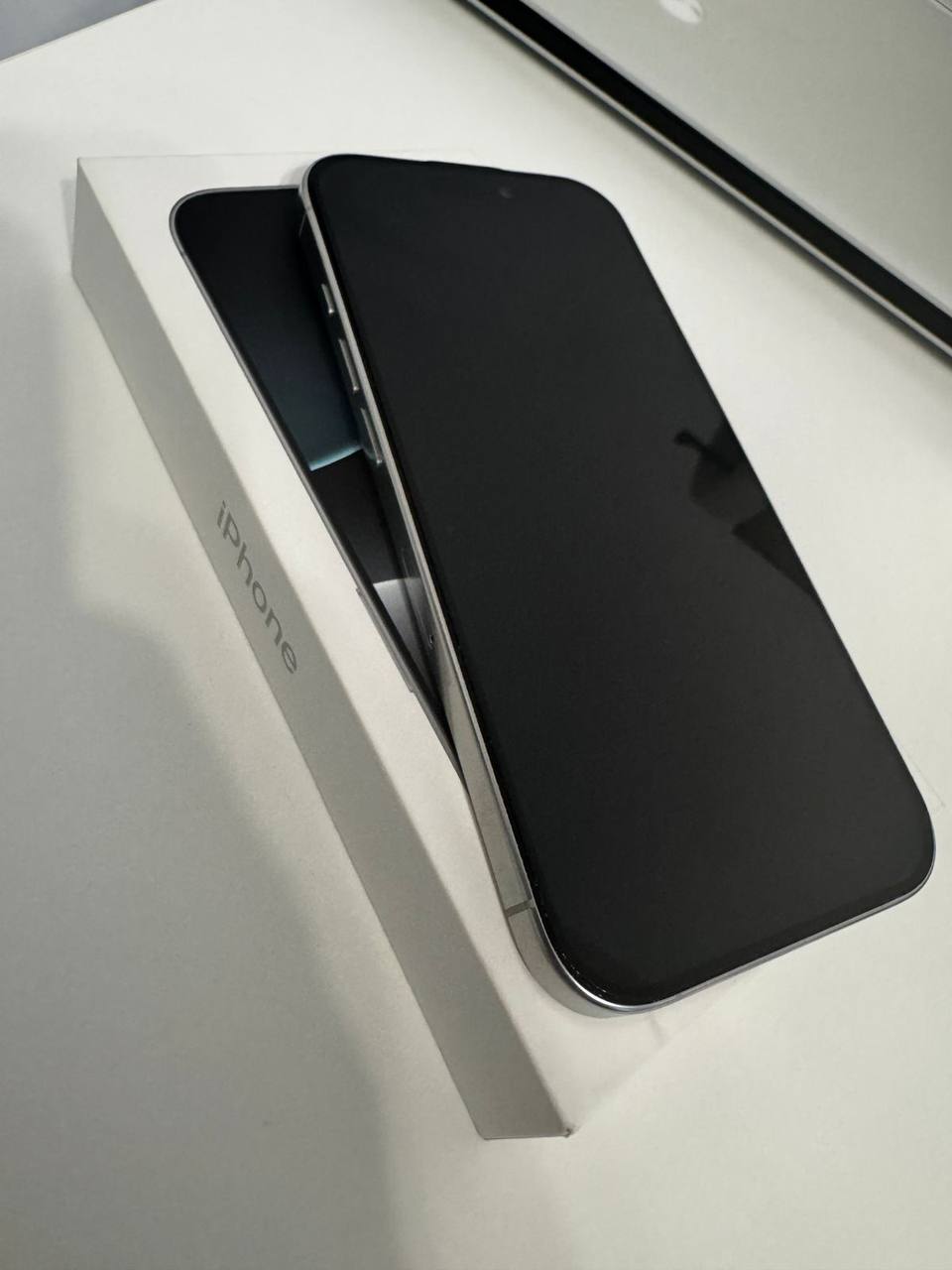 iPhone 16 Pro