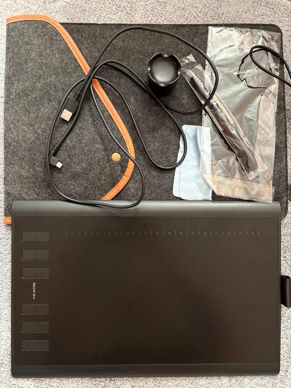 Huion NOVI 1060PLUS (8192) grafički tablet