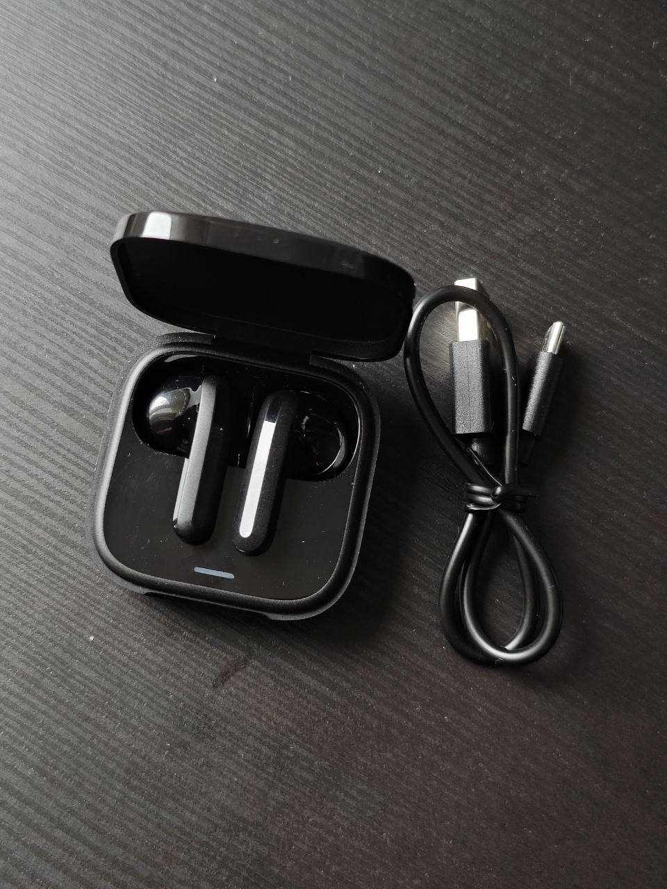 Xiaomi Redmi Buds 6 Active Black earphones