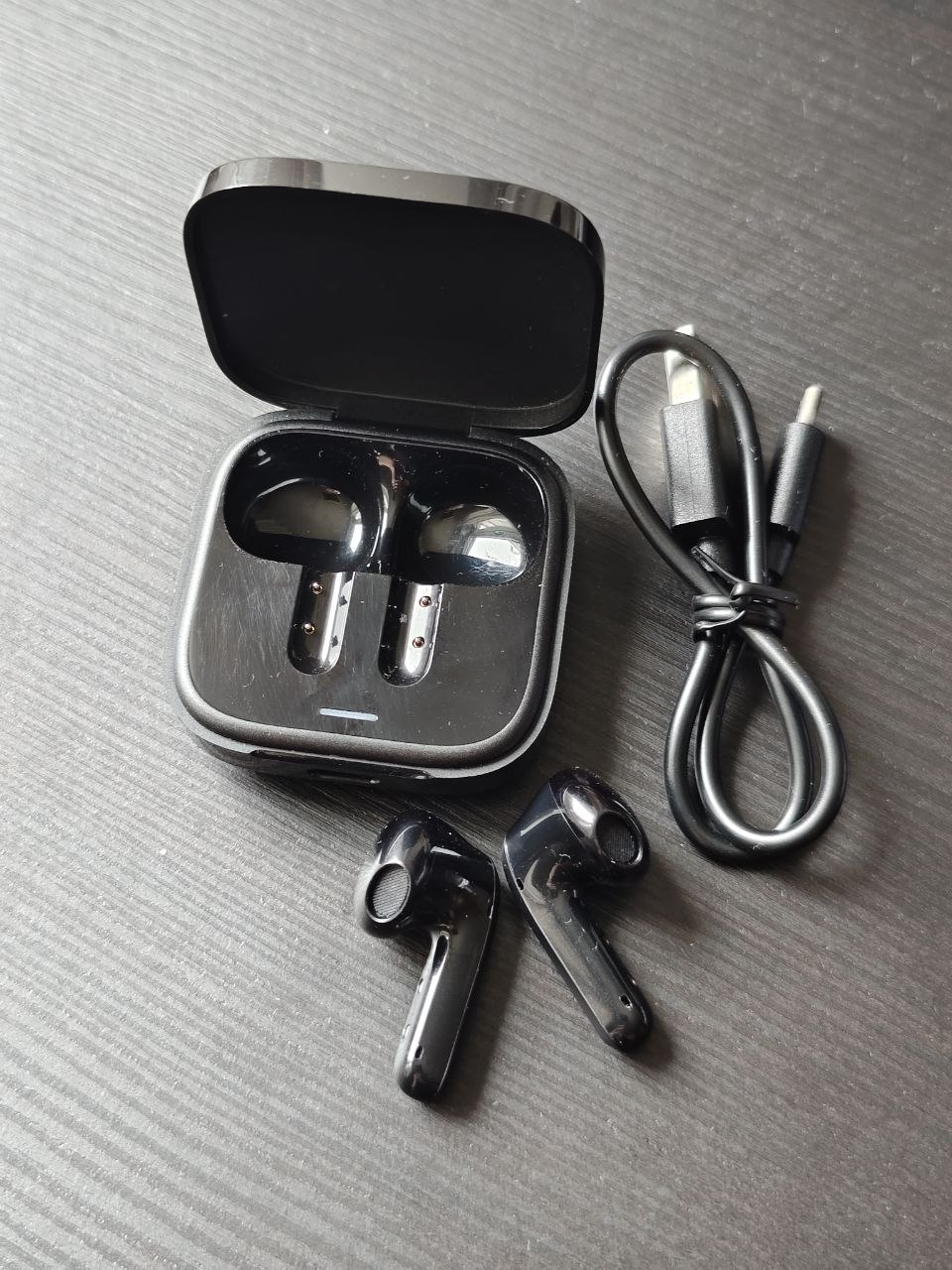 Xiaomi Redmi Buds 6 Active Black earphones photo 3
